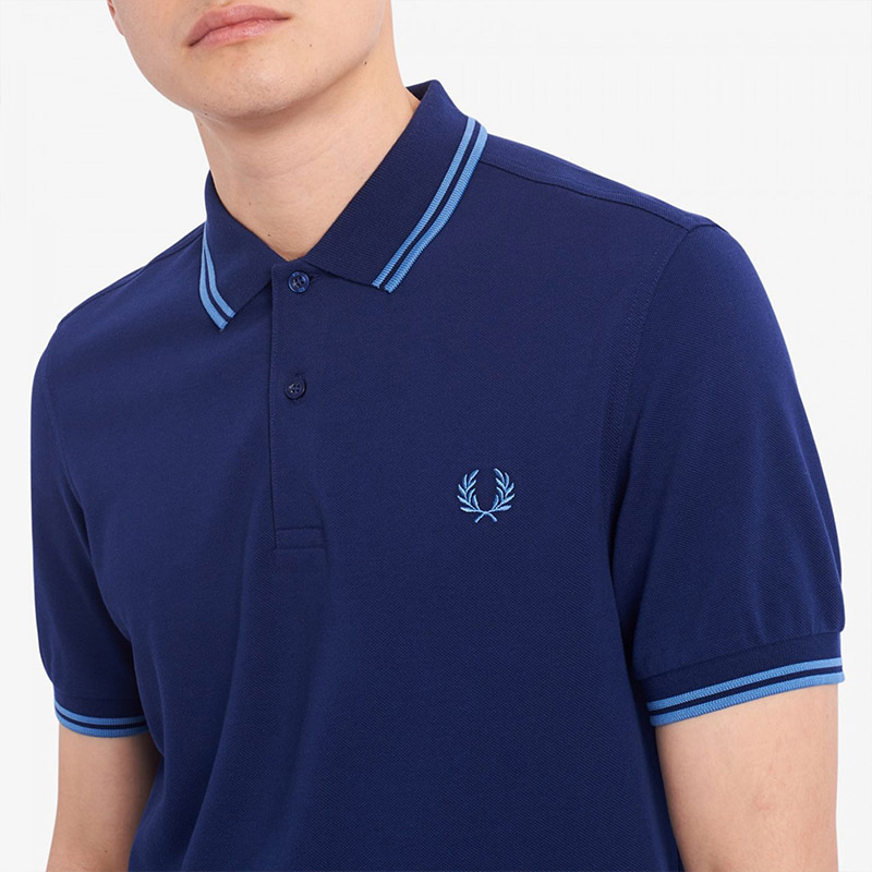 Wie fallen Fred Perry-Polos aus? Wie fallen Fred Perry-Polos aus?